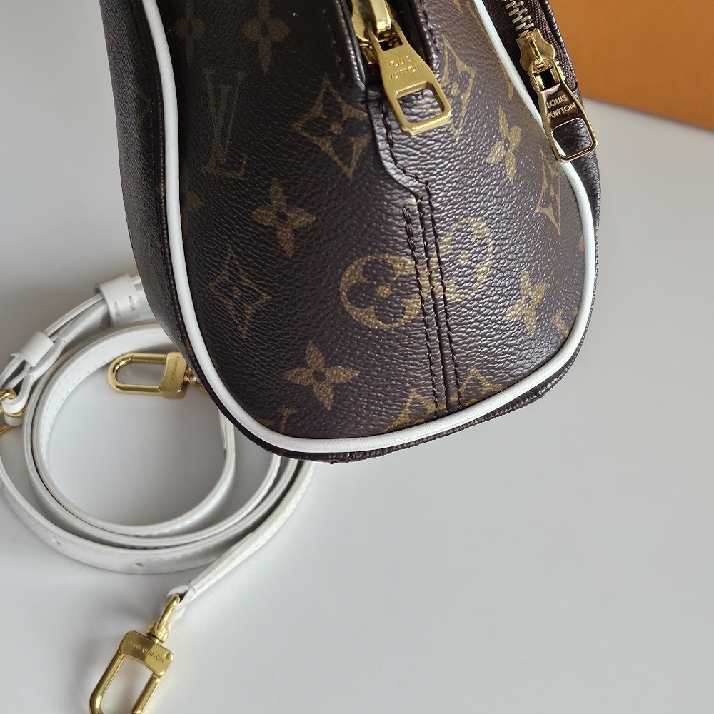 Louis Vuitton Monogram LV Match Ellipse BB White - Microchipped - Picture 4 of 14